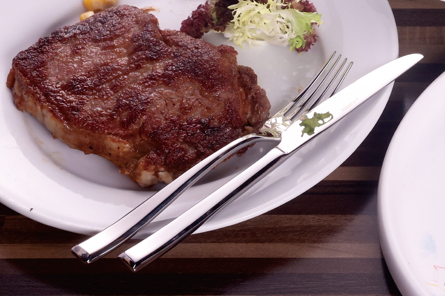 सननेक्स न्यू कटलरी उत्पाद--सी112 और एम185 सीरीज